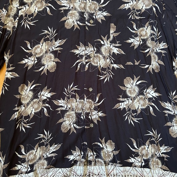 Puritan Button up - Picture 5 of 5